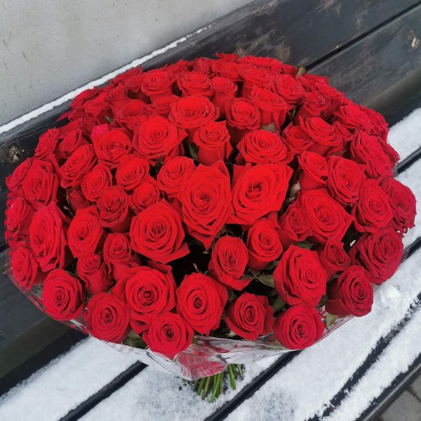Large bouquet of 101 roses